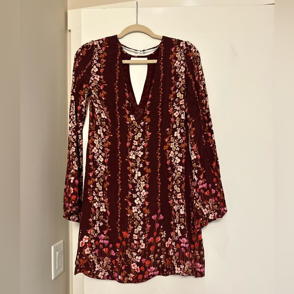 KIMCHI BLUE | floral dress - Picture 1 of 7